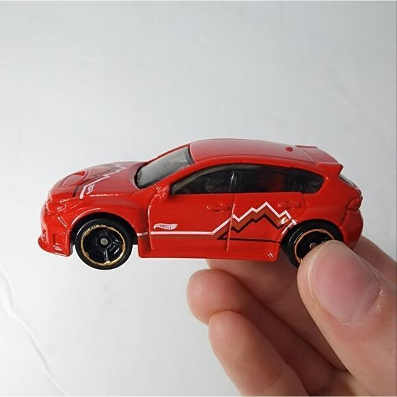 Hot Wheels 2021 Subaru car die cast red - Picture 4 of 8